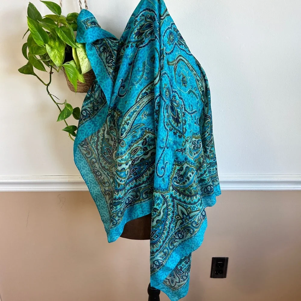 100% Pure Silk Paisley Scarf Turquoise Blue Green Made in India Floral Large